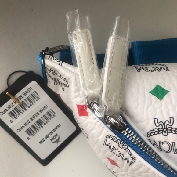 NWT $625 MCM Logo-Print Leather Belt Bag - Picture 8 of 11